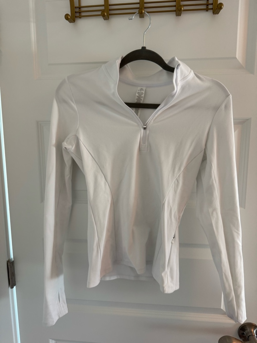 ALO Yoga White Quarter-Zip Long Sleeve Pullover
